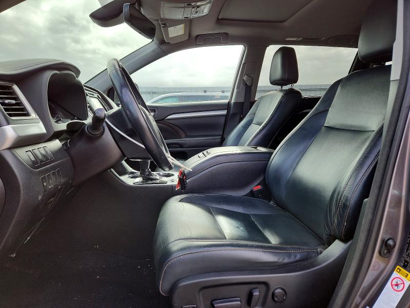 Aukcja sprzedaży 2018 Toyota Highlander, vin: 5TDJZRFH3JS529596, numer aukcji: 69992356