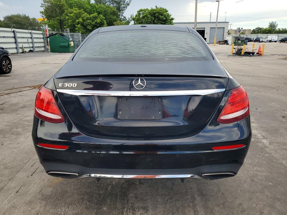 Продажа на аукционе авто 2018 Mercedes-benz E, vin: WDDZF4JB6JA327274, номер лота: 68248036