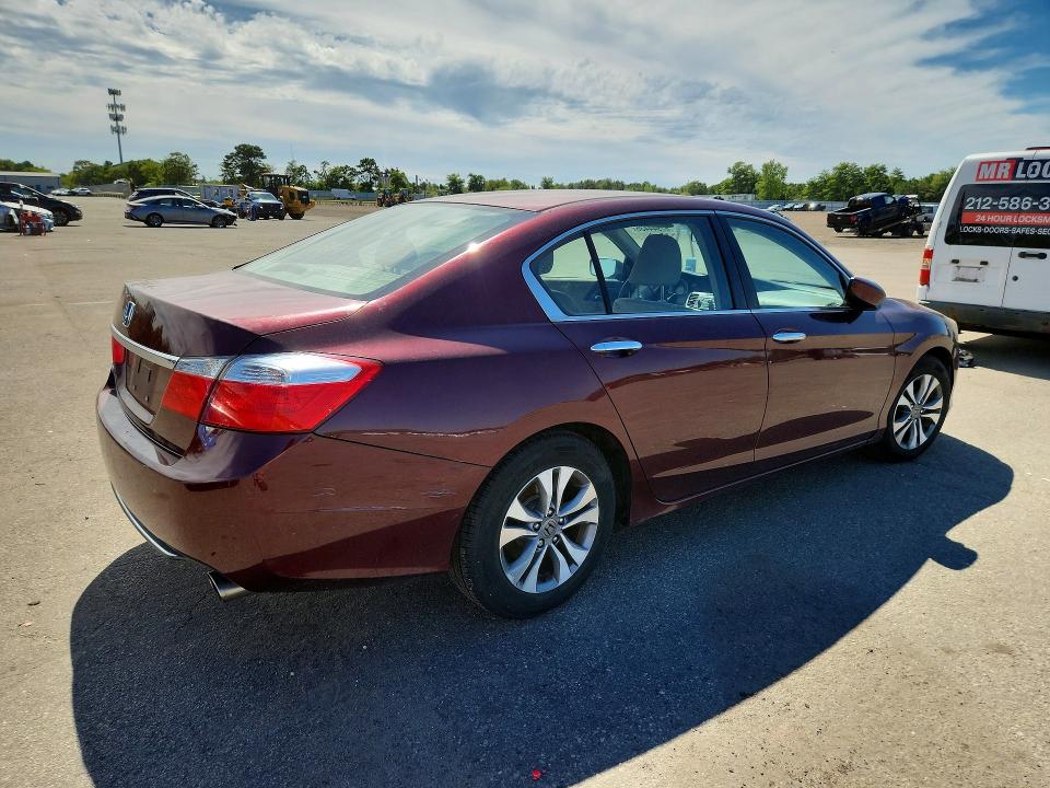 2015 Honda Accord მანქანა იყიდება აუქციონზე, vin: 1HGCR2F39FA094528, აუქციონის ნომერი: 67944436