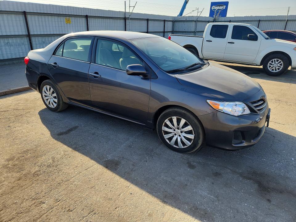 69988476 :رقم المزاد ، JTDBU4EE7DJ117776 vin ، 2013 Toyota Corolla مزاد بيع