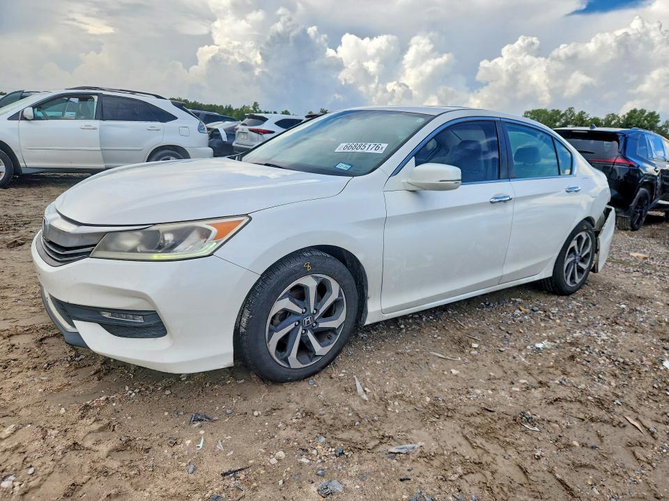 Auction sale of the 2016 Honda Accord, vin: 1HGCR2F78GA205655, lot number: 66885176