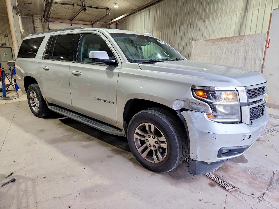 Продажа на аукционе авто 2015 Chevrolet Suburban, vin: 1GNSKJKC7FR637074, номер лота: 69289036