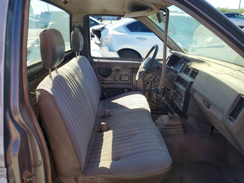 67696056 :رقم المزاد ، 1N6SD11S1NC338755 vin ، 1992 Nissan Truck مزاد بيع