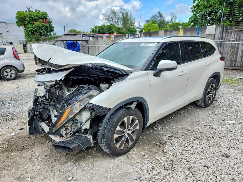 Продаж на аукціоні авто 2020 Toyota Highlander, vin: 5TDGZRAH7LS511252, номер лоту: 70412376