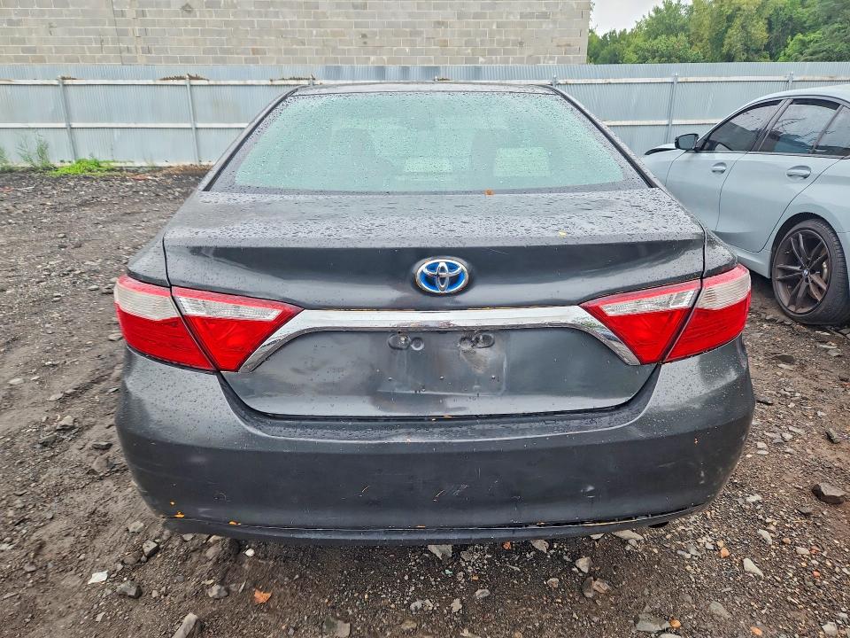 67389296 :رقم المزاد ، 4T1BD1FK3FU157921 vin ، 2015 Toyota Camry Hybrid مزاد بيع