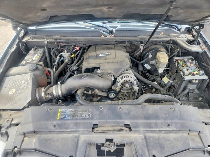 69233176 :رقم المزاد ، 1GNFK13017J151561         vin ، 2007 Chevrolet Tahoe مزاد بيع