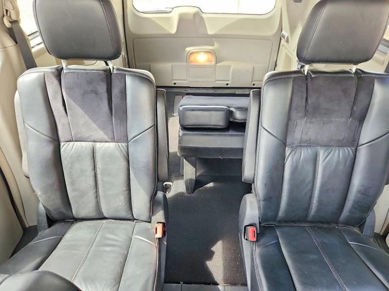 68220126 :رقم المزاد ، 2C4RC1GG7ER464214 vin ، 2014 Chrysler Town & Country مزاد بيع