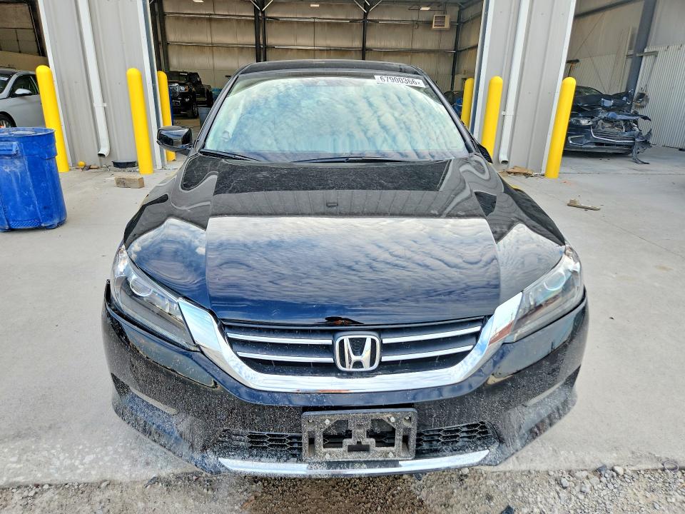 67900366 :رقم المزاد ، 1HGCR2F80FA035671 vin ، 2015 Honda Accord مزاد بيع