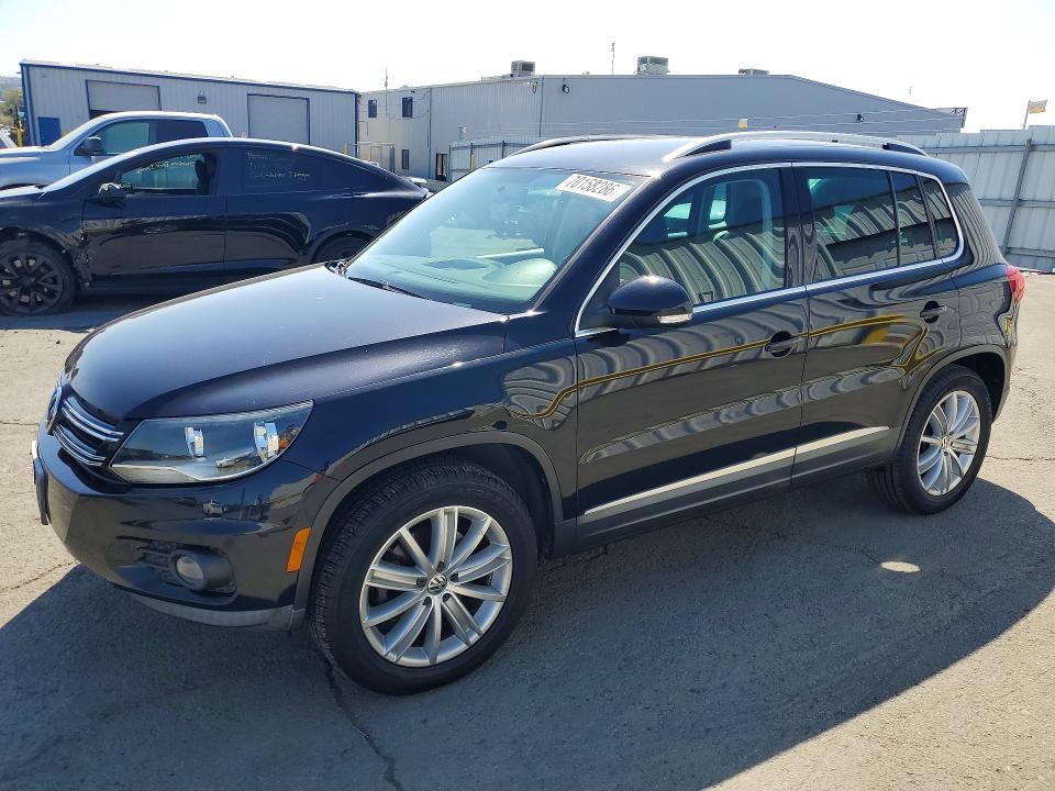 2013 Volkswagen Tiguan მანქანა იყიდება აუქციონზე, vin: WVGBV7AX5DW507599, აუქციონის ნომერი: 70158286
