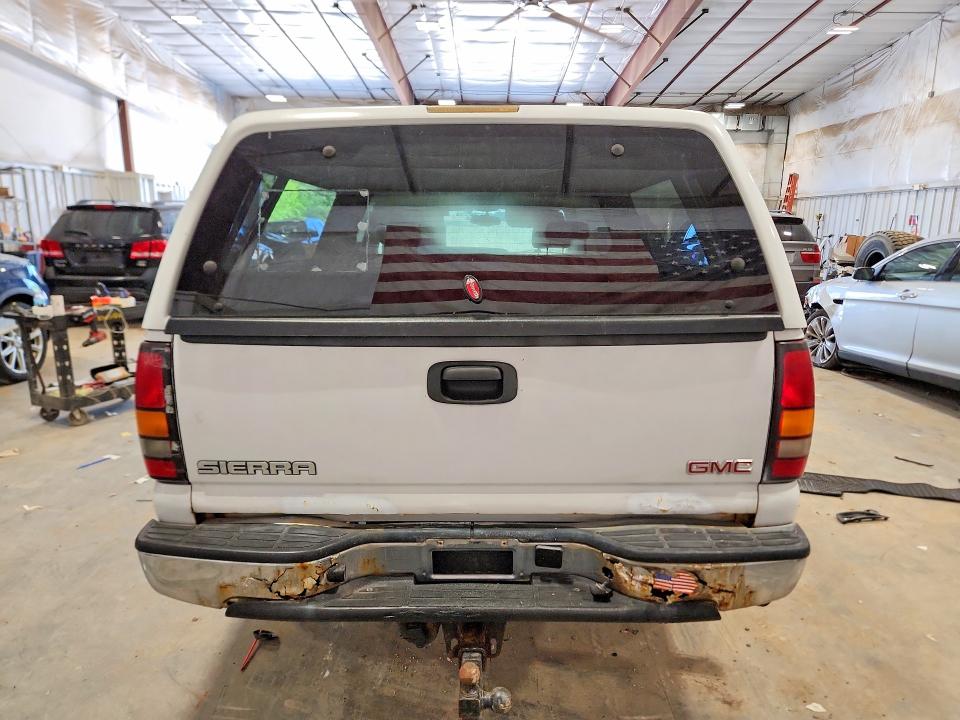 Продажа на аукционе авто 2006 Gmc New Sierra, vin: 2GTEC13T861157393, номер лота: 68868436