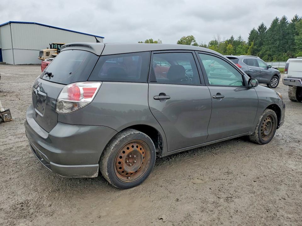 70839846 :رقم المزاد ، 2T1KR32E28C689338 vin ، 2008 Toyota Matrix مزاد بيع