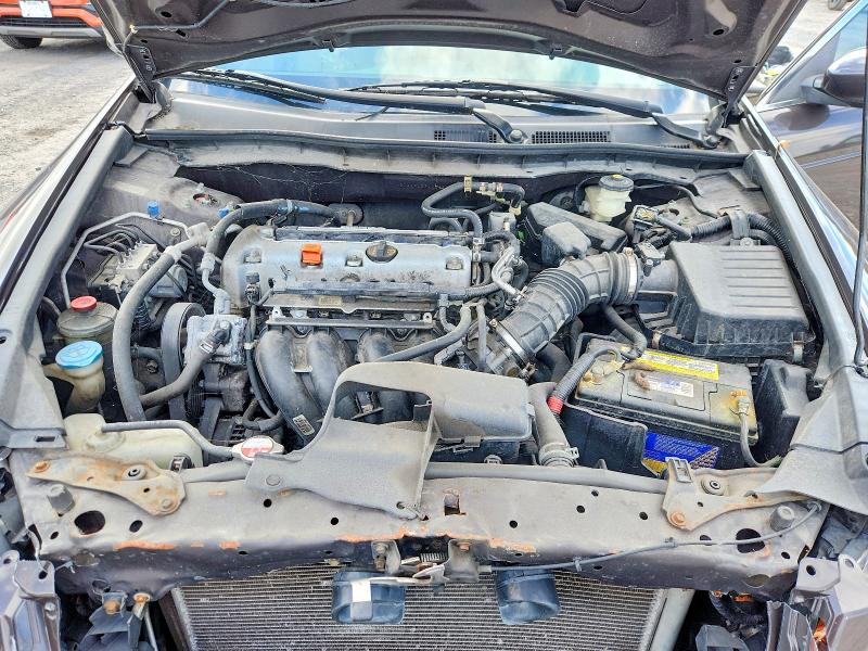 70133786 :رقم المزاد ، 1HGCP2F42BA026533 vin ، 2011 Honda Accord مزاد بيع