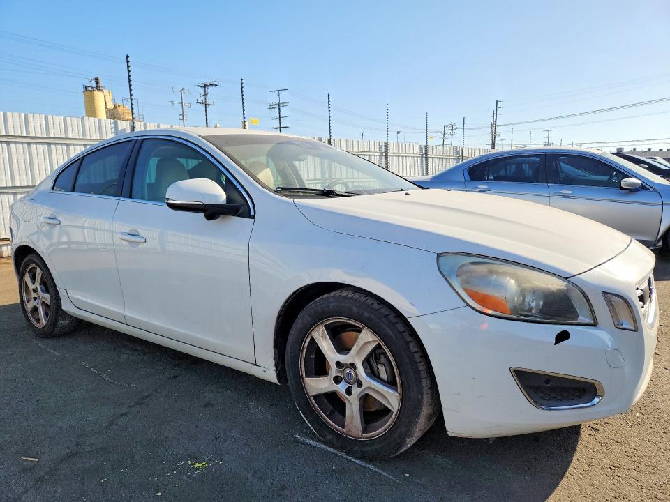 Продажа на аукционе авто 2013 Volvo S60, vin: YV1612FS9D2217546, номер лота: 69935006