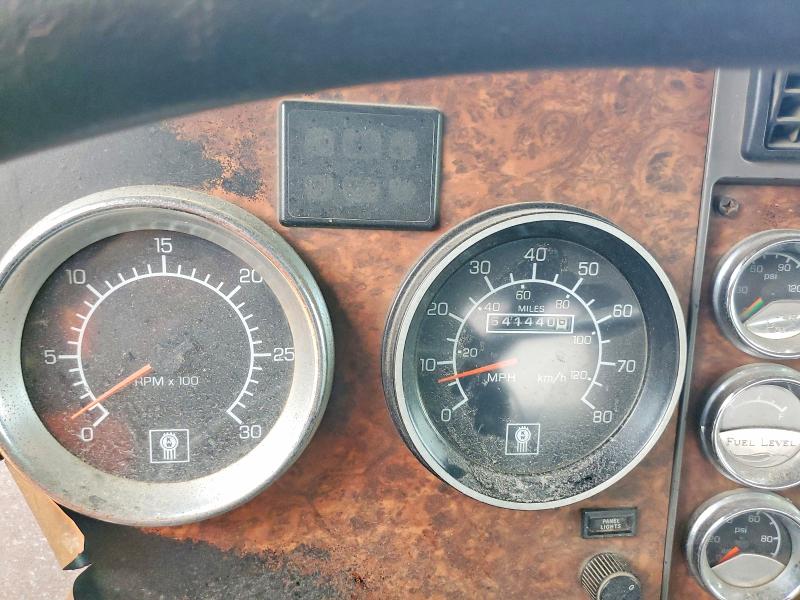 2005 Kenworth T800 მანქანა იყიდება აუქციონზე, vin: 3WKDPBTXX5F080368, აუქციონის ნომერი: 64048726