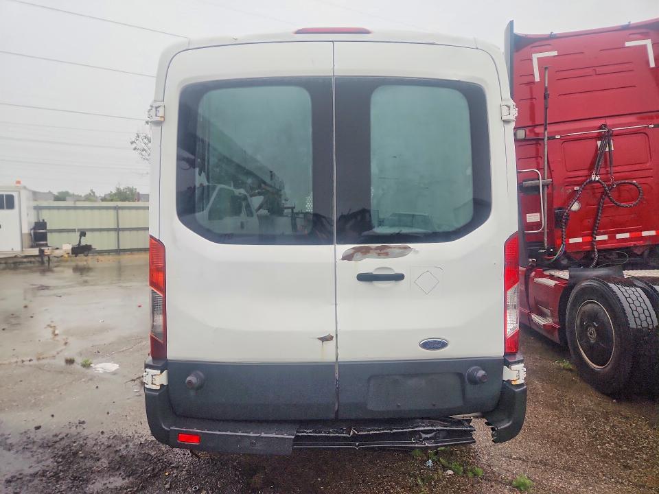 2015 Ford Transit მანქანა იყიდება აუქციონზე, vin: 1FTNR2CM1FKA90486, აუქციონის ნომერი: 61454556