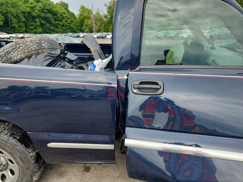 69301996 :رقم المزاد ، 6GCEK14X07Z187596 vin ، 2007 Chevrolet Silverado مزاد بيع
