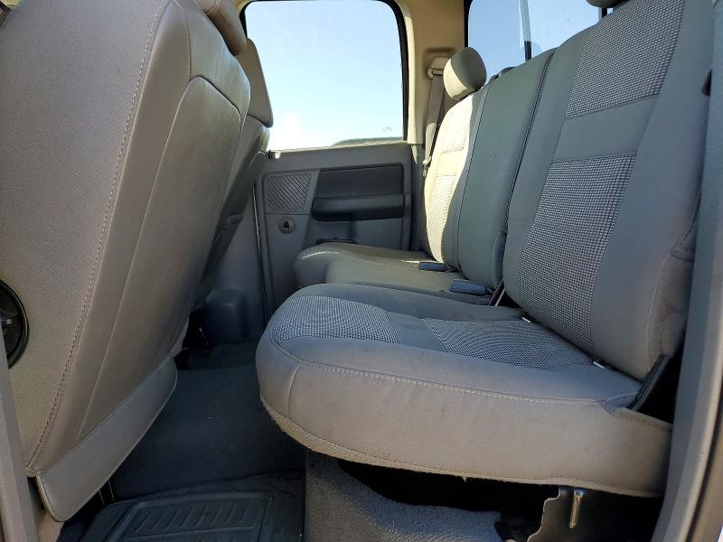70832766 :رقم المزاد ، 1D7HU18288S637761 vin ، 2008 Dodge Ram 1500 مزاد بيع