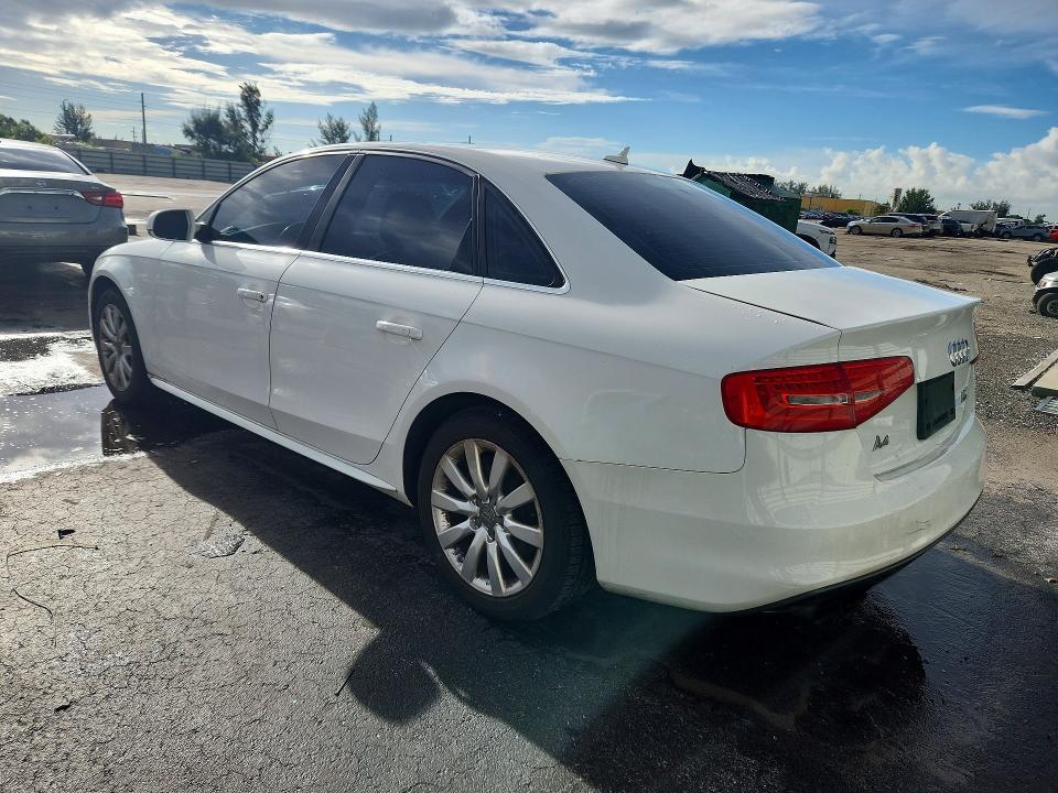 Продажа на аукционе авто 2015 Audi A4, vin: WAUBFAFL5FN042171, номер лота: 68962666