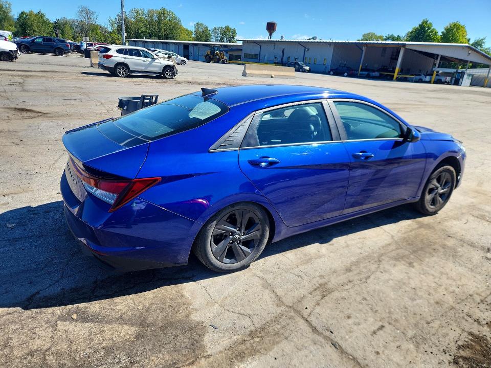 2022 Hyundai Elantra მანქანა იყიდება აუქციონზე, vin: KMHLS4AG7NU315755, აუქციონის ნომერი: 68604446