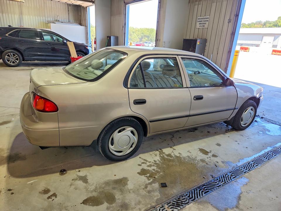 70113906 :رقم المزاد ، 2T1BR12E8YC371809 vin ، 2000 Toyota Corolla مزاد بيع