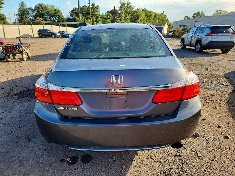 Продажа на аукционе авто 2015 Honda Accord, vin: 1HGCR2F39FA217065, номер лота: 68750096
