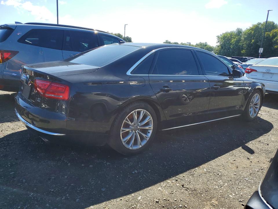 Продажа на аукционе авто 2011 Audi A8, vin: WAURVAFD5BN008333, номер лота: 68221486