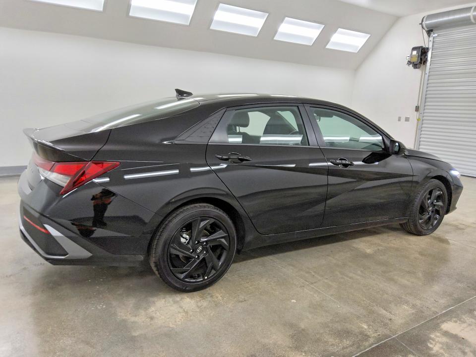 Продажа на аукционе авто 2026 Hyundai Elantra, vin: KMHLM4DG6TU225631, номер лота: 69167866