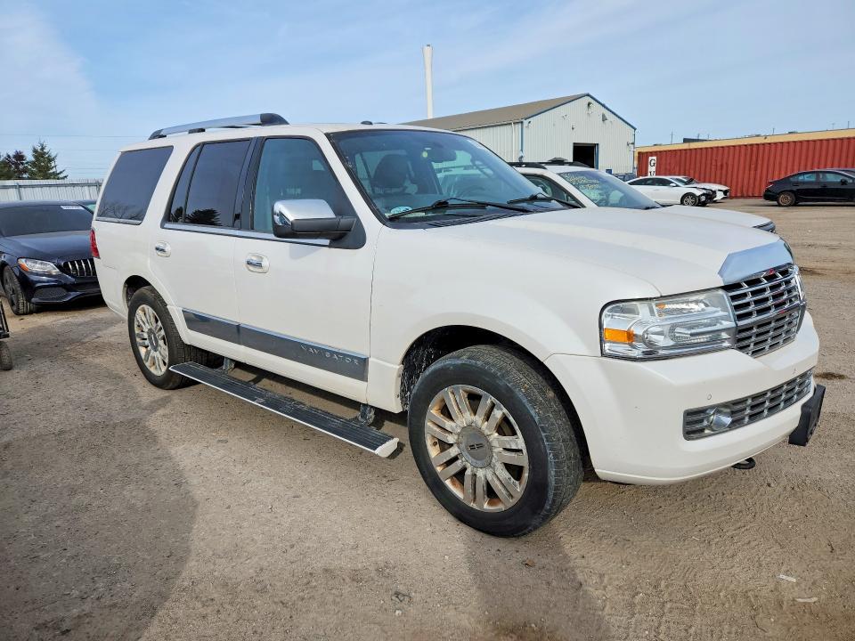 Продажа на аукционе авто 2011 Lincoln Navigator, vin: 5LMJJ2J56BEJ07107, номер лота: 69630786