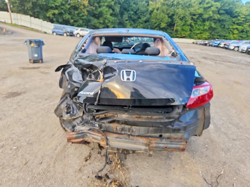 2013 Honda Accord მანქანა იყიდება აუქციონზე, vin: 1HGCT1B89DA005728, აუქციონის ნომერი: 69757016