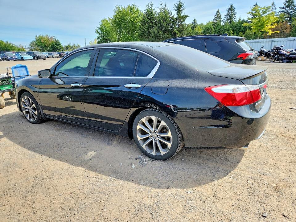 2015 Honda Accord მანქანა იყიდება აუქციონზე, vin: 1HGCR2E51FA803522, აუქციონის ნომერი: 68494466