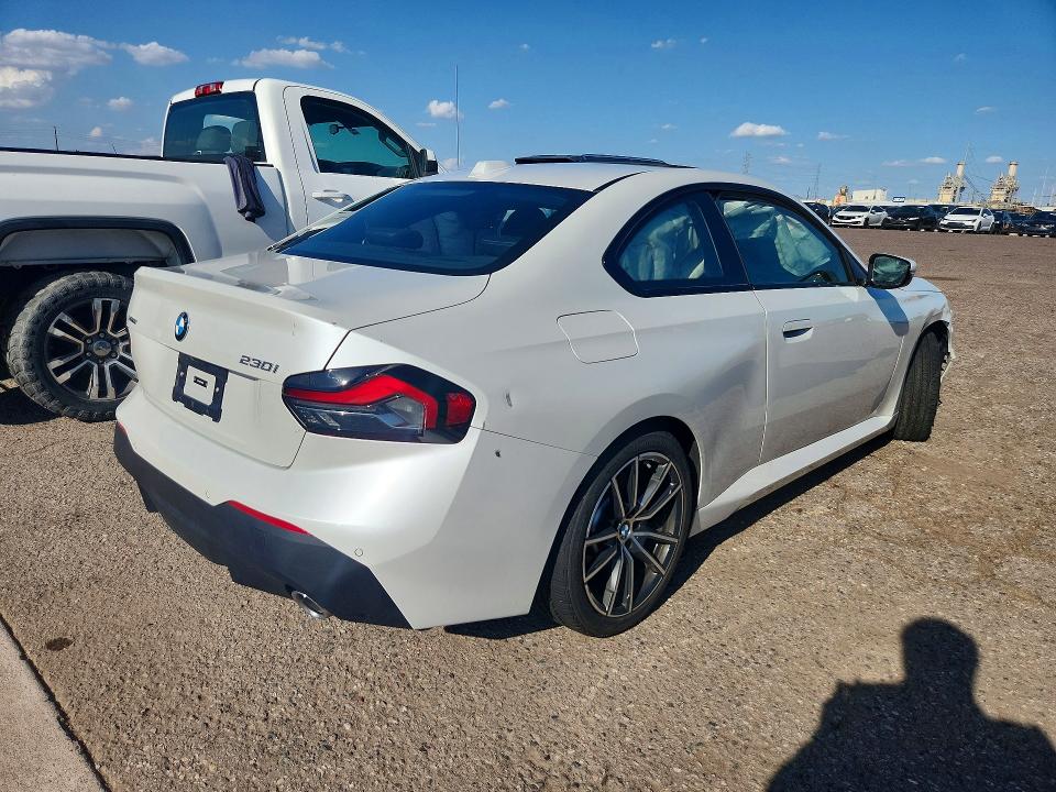 67163326 :رقم المزاد ، 3MW33CM08T8G26239 vin ، 2026 Bmw 230xi مزاد بيع