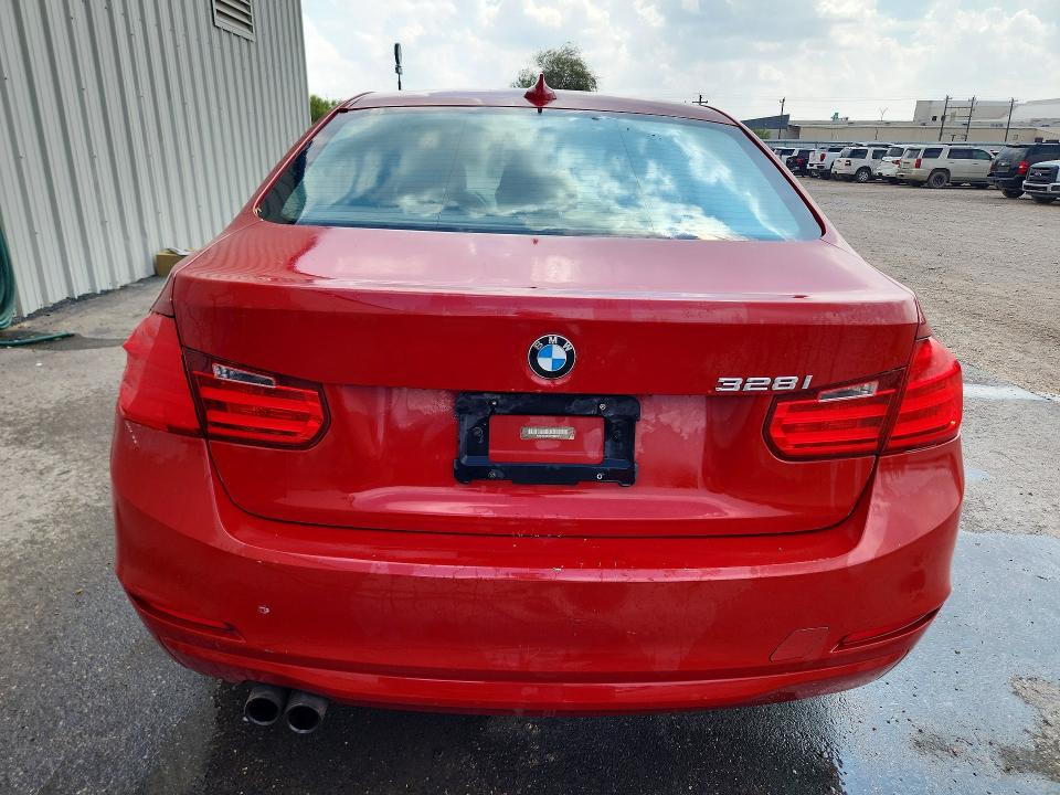 71051196 :رقم المزاد ، WBA3B5C54EF599787 vin ، 2014 Bmw 328 مزاد بيع