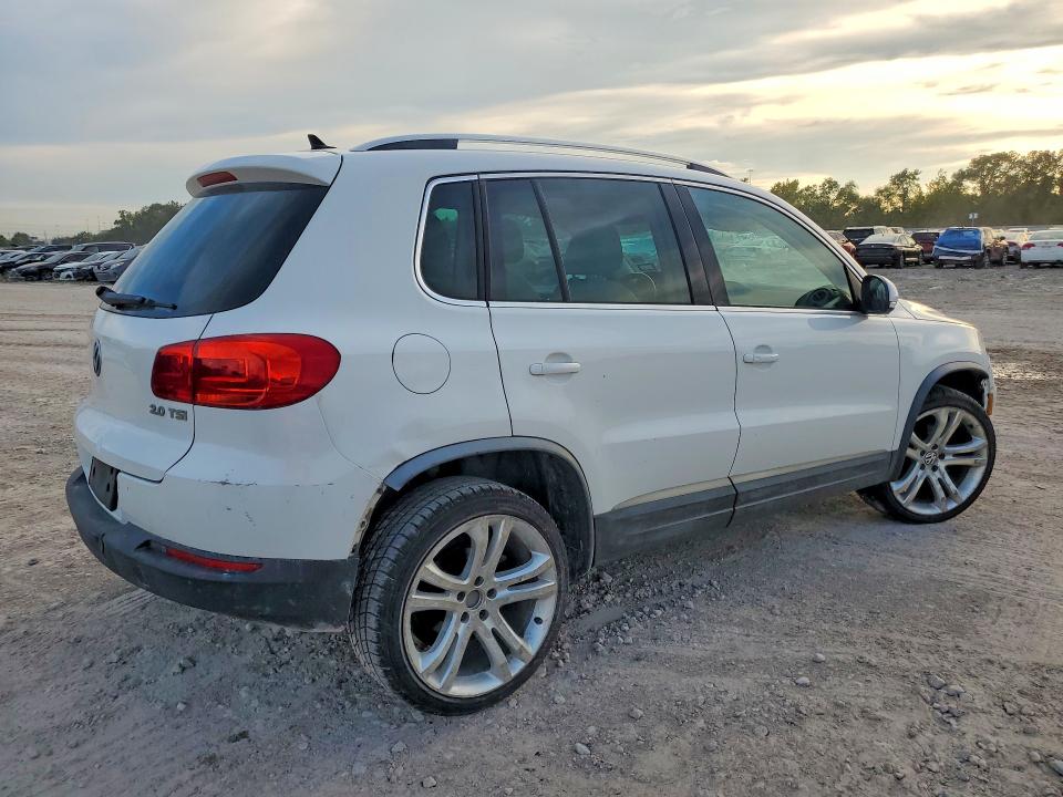Продажа на аукционе авто 2013 Volkswagen Tiguan, vin: WVGAV7AX2DW528888, номер лота: 68191136