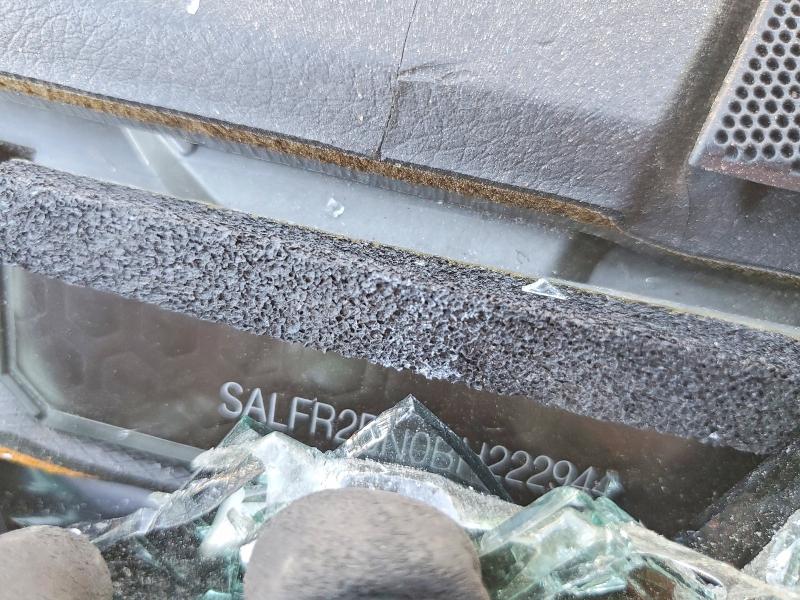 67712816 :رقم المزاد ، SALFR2BN0BH222944 vin ، 2011 Land Rover Lr2 مزاد بيع