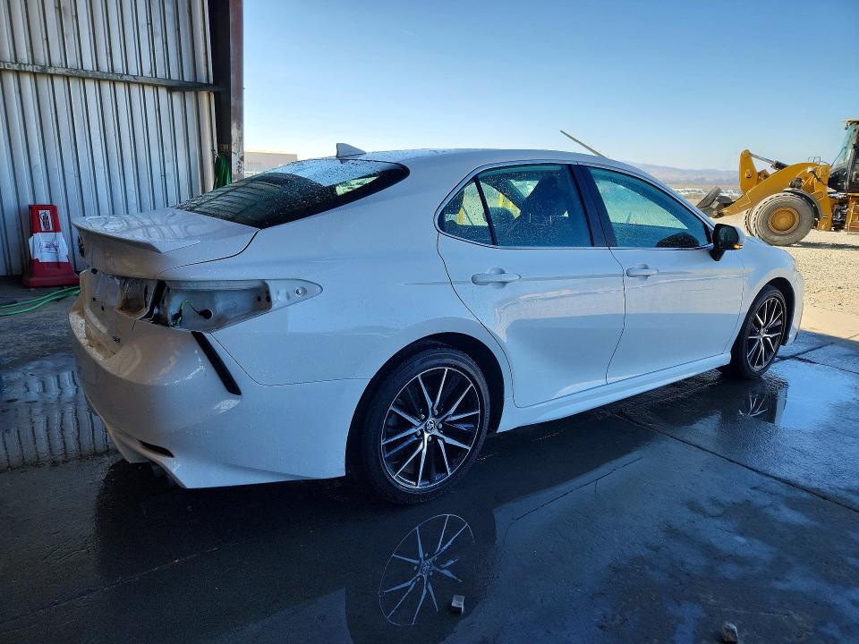 2024 Toyota Camry მანქანა იყიდება აუქციონზე, vin: 4T1G11AK9RU248816, აუქციონის ნომერი: 68820716