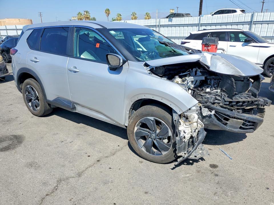 2024 Nissan Rogue მანქანა იყიდება აუქციონზე, vin: 5N1BT3BB3RC704121, აუქციონის ნომერი: 67468656