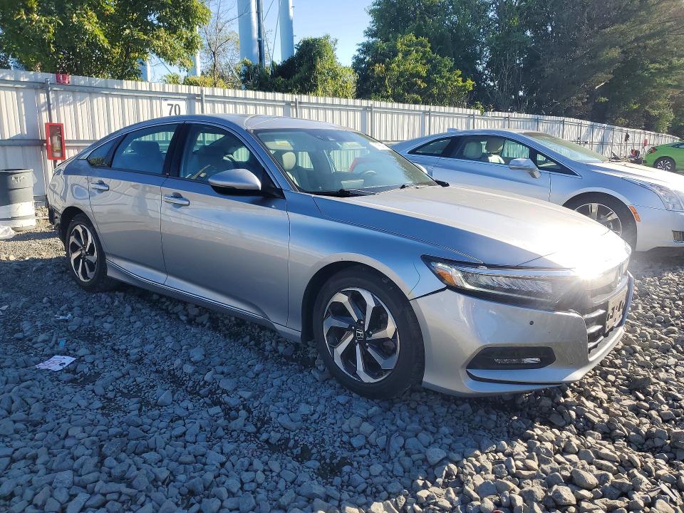 2018 Honda Accord მანქანა იყიდება აუქციონზე, vin: 1HGCV1F91JA091108, აუქციონის ნომერი: 68983116