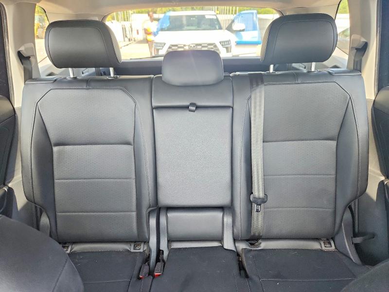 2018 Volkswagen Tiguan მანქანა იყიდება აუქციონზე, vin: 3VV3B7AX0JM057231, აუქციონის ნომერი: 68549136
