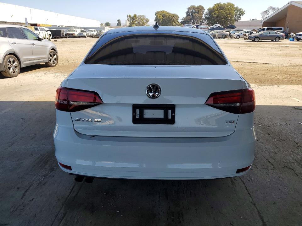 69305766 :رقم المزاد ، 3VWD67AJ1GM332033 vin ، 2016 Volkswagen Jetta مزاد بيع