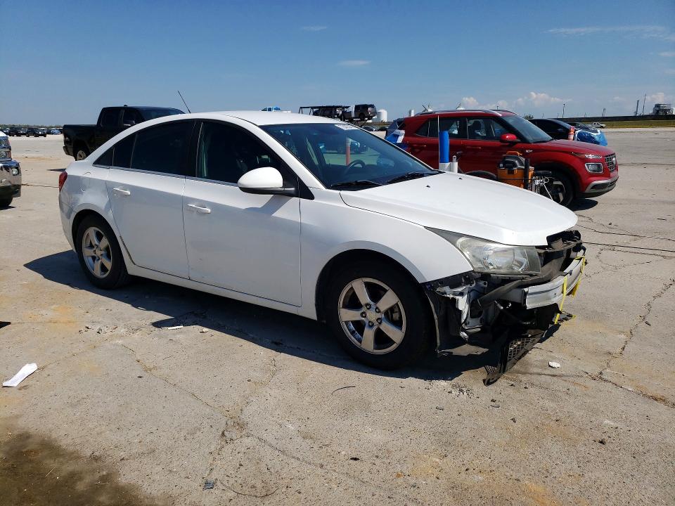 70403476 :رقم المزاد ، 1G1PK5SB7E7395614 vin ، 2014 Chevrolet Cruze مزاد بيع