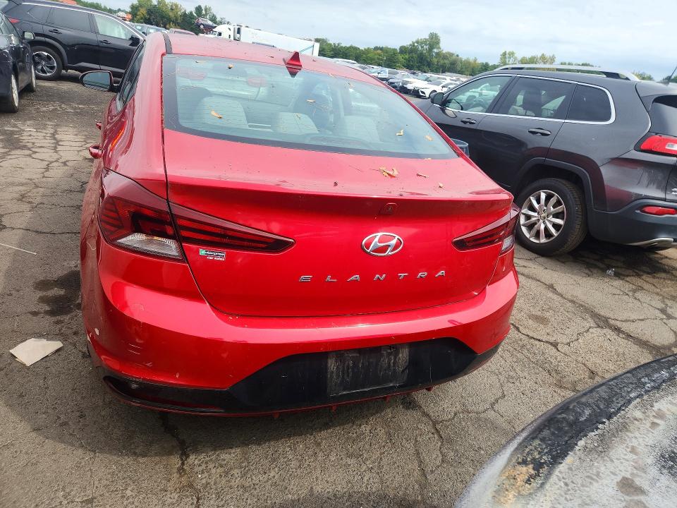 66979966 :رقم المزاد ، 5NPD84LF5LH553977 vin ، 2020 Hyundai Elantra مزاد بيع