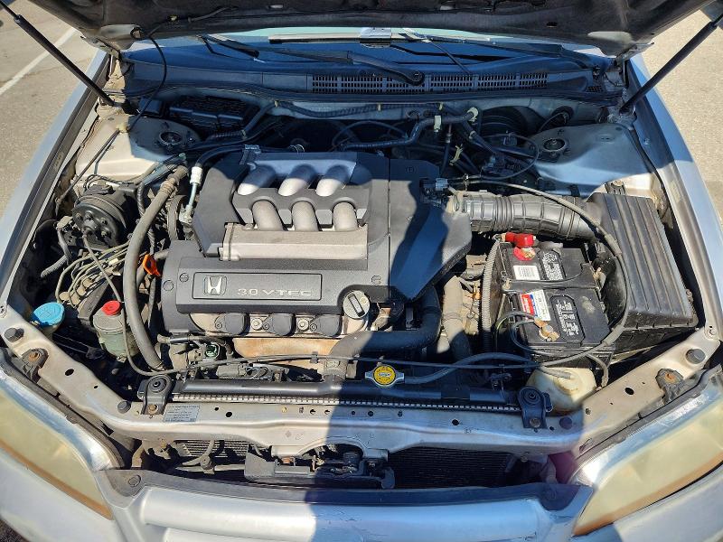 69982106 :رقم المزاد ، 1HGCG16591A012789 vin ، 2001 Honda Accord مزاد بيع