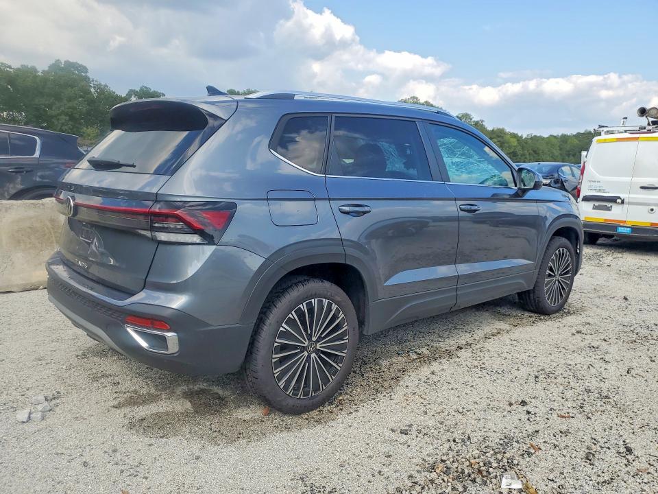 Продаж на аукціоні авто 2026 Volkswagen Taos, vin: 3VVSC7B27TM074199, номер лоту: 69390096