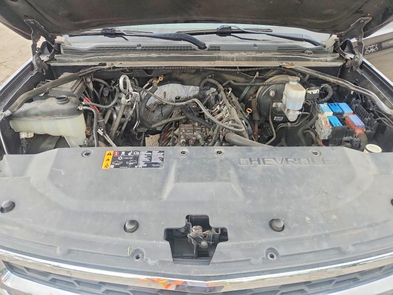 Продаж на аукціоні авто 2018 Chevrolet Suburban, vin: 1GNSCHKCXJR376120, номер лоту: 71059136