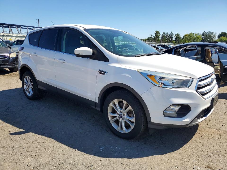Продажа на аукционе авто 2017 Ford Escape, vin: 1FMCU9GD3HUB48206, номер лота: 69178526
