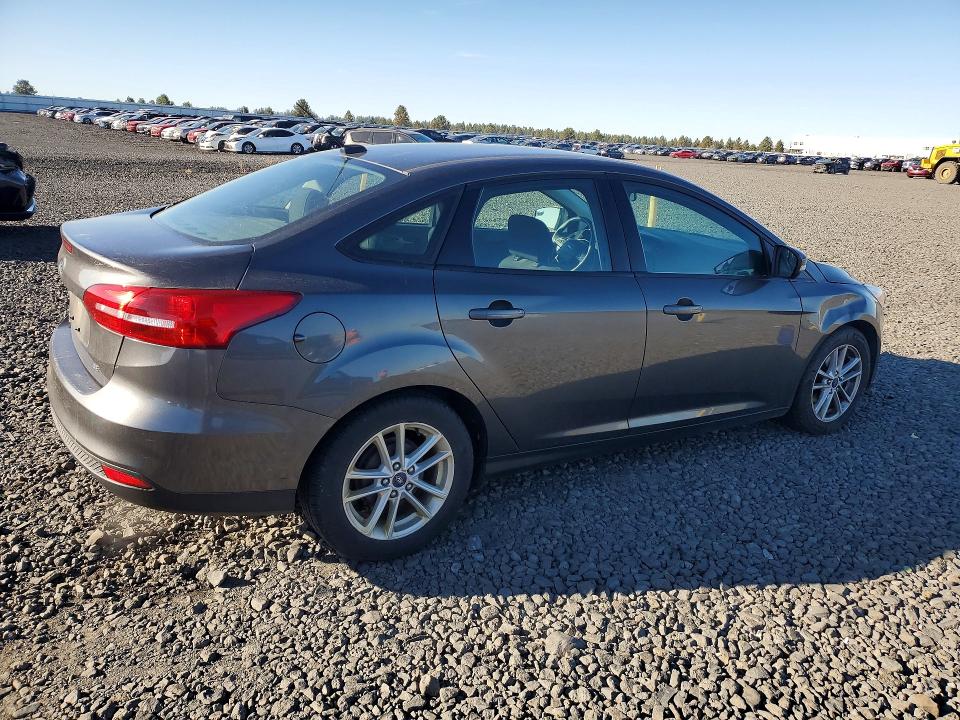 70649126 :رقم المزاد ، 1FADP3F29JL323198 vin ، 2018 Ford Focus مزاد بيع