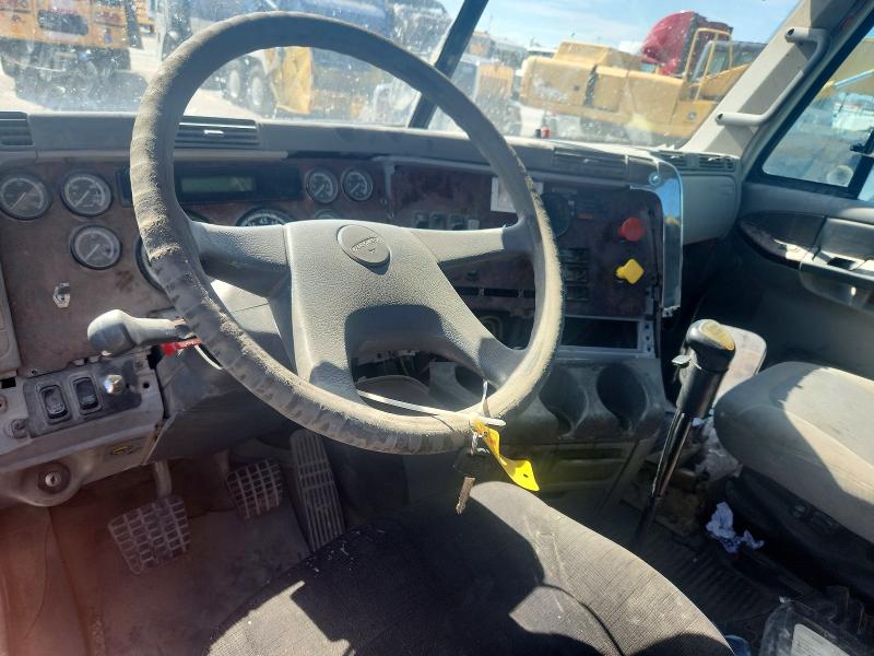 Aukcja sprzedaży 2005 Freightliner Cst120, vin: 1FUJBBCGX5LU38199, numer aukcji: 69883176