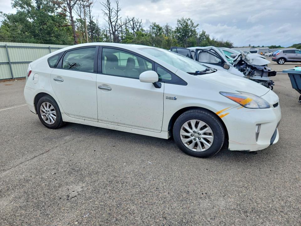 2013 Toyota Prius Plug-in Hybrid მანქანა იყიდება აუქციონზე, vin: JTDKN3DPXD3038813, აუქციონის ნომერი: 69676256