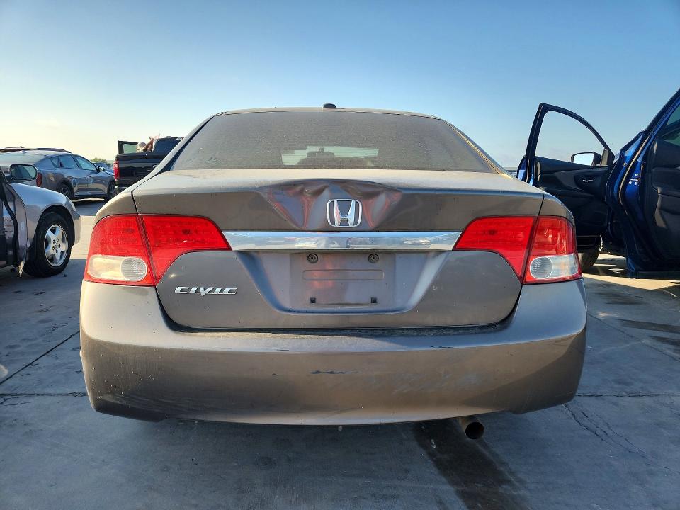 67204226 :رقم المزاد ، 19XFA16939E027071 vin ، 2009 Honda Civic مزاد بيع