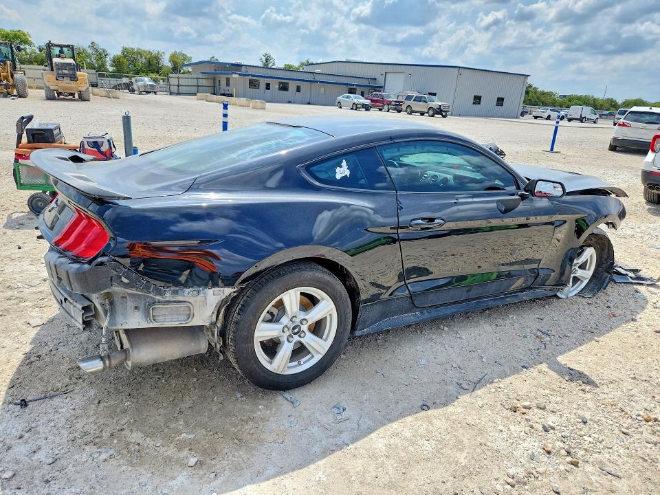 Продажа на аукционе авто 2018 Ford Mustang, vin: 1FA6P8TH8J5108432, номер лота: 69621536